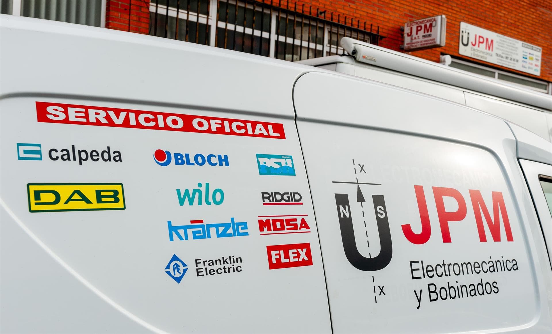  Mantenimiento y reparaciones eléctricas y mecánicas en A Coruña